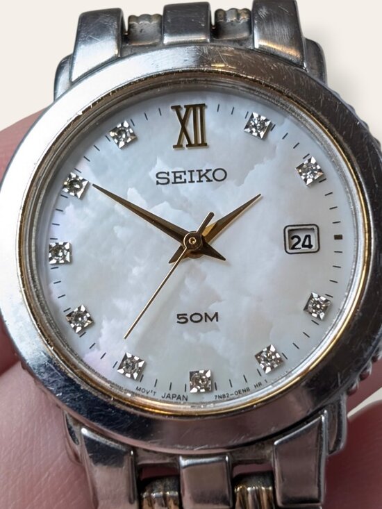 V. 80s Seiko Diamond & MOP 50m Watch - Picture 3 of 11
